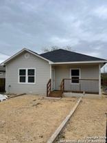 8103 Airlift Ave - Photo 1 of 1