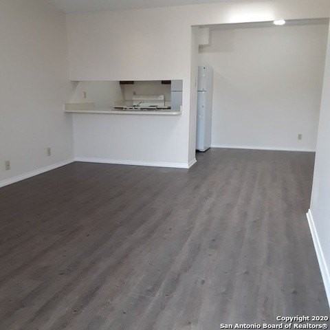 5517 Lochmoor Apt 1 - Photo 2 of 13