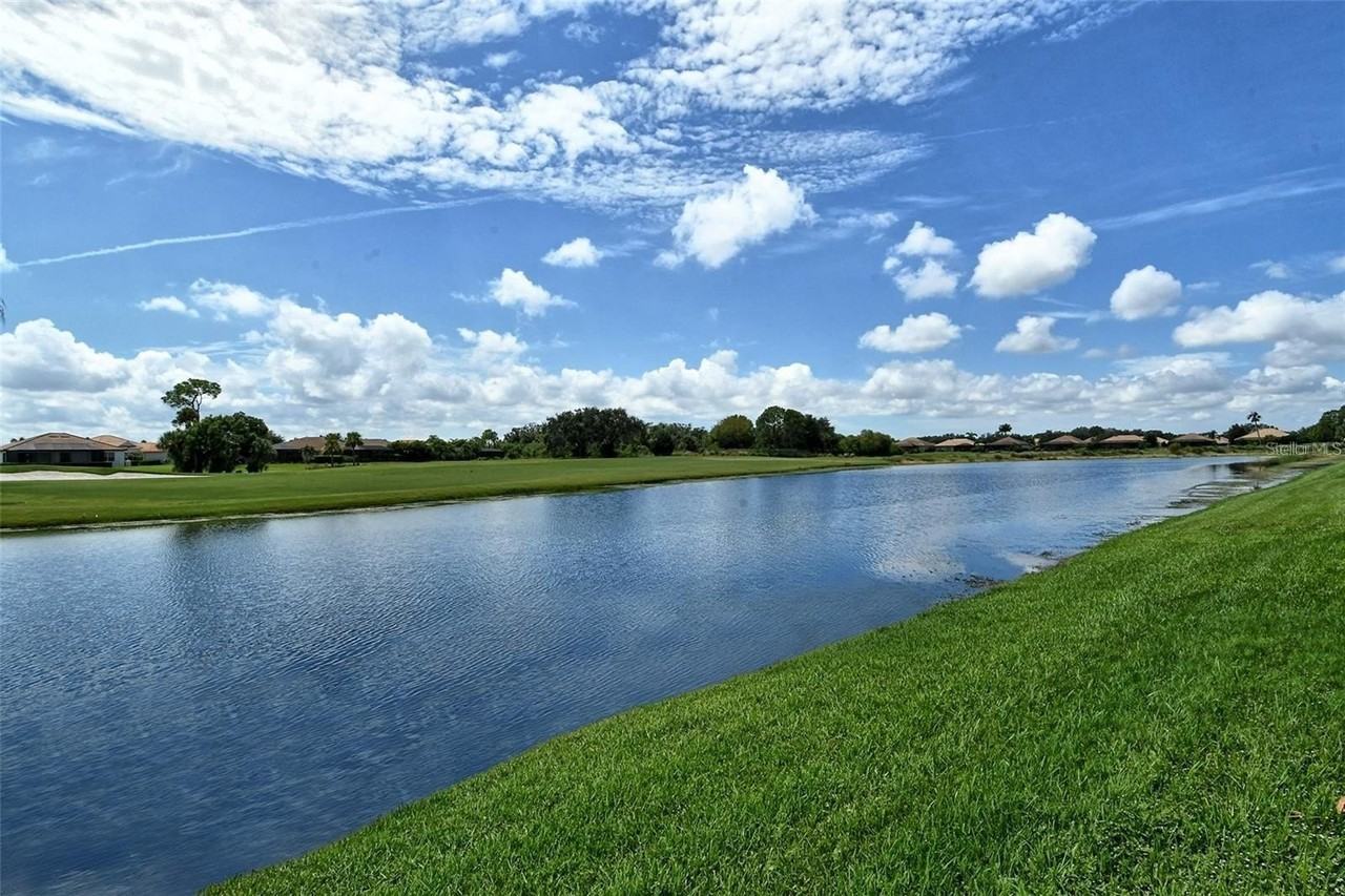 7705 Grand Estuary Trl #207 - Photo 3 of 23