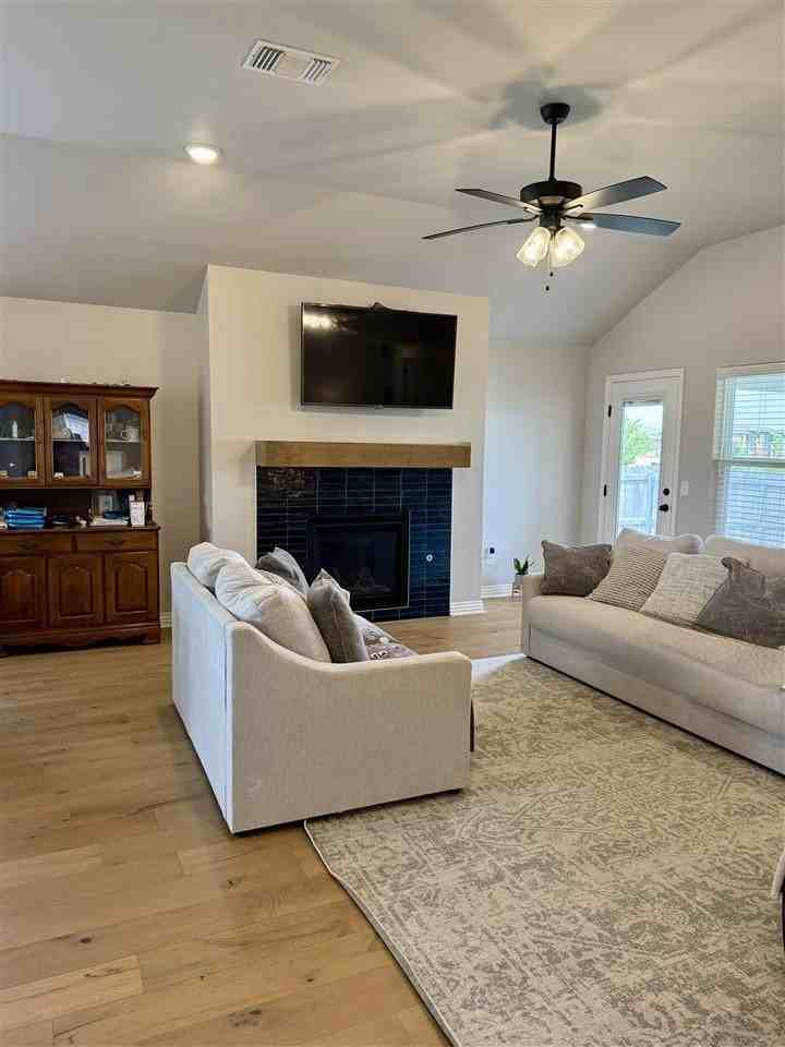 4314 W Aggie Dr - Photo 7 of 45