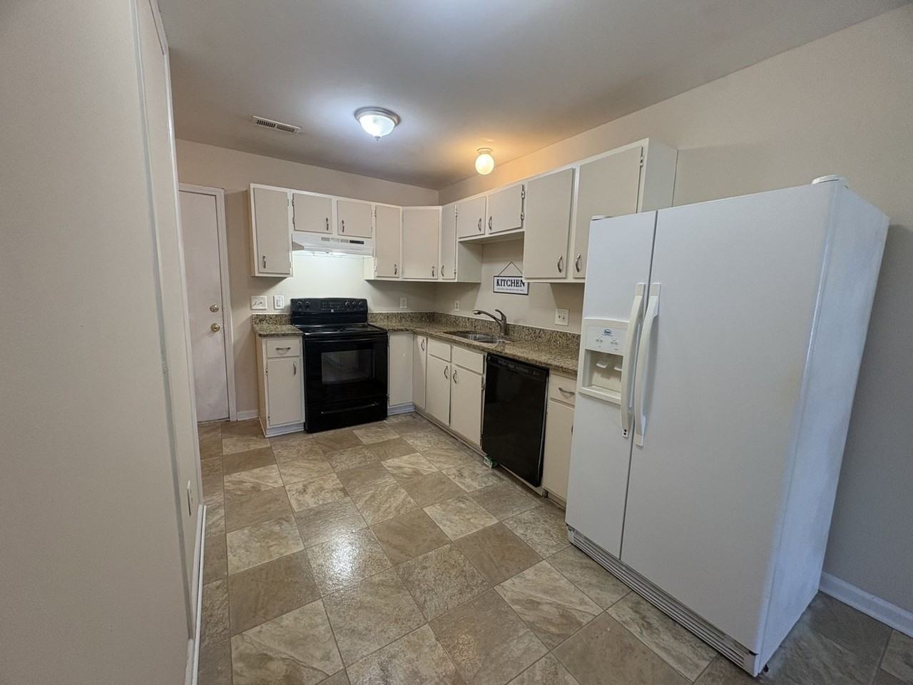 1316 Old Liberty Rd #B - Photo 3 of 6