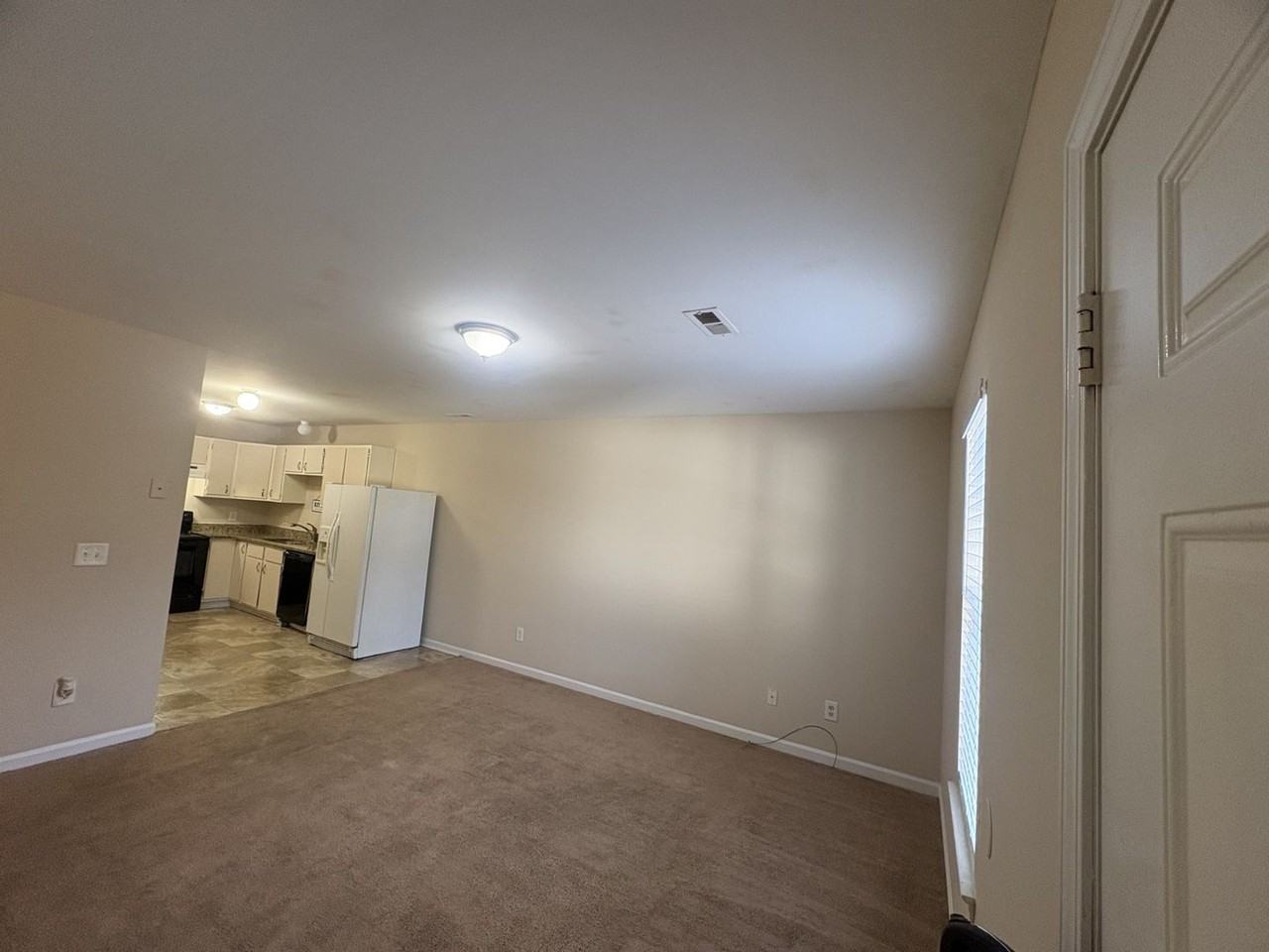 1316 Old Liberty Rd #B - Photo 4 of 6