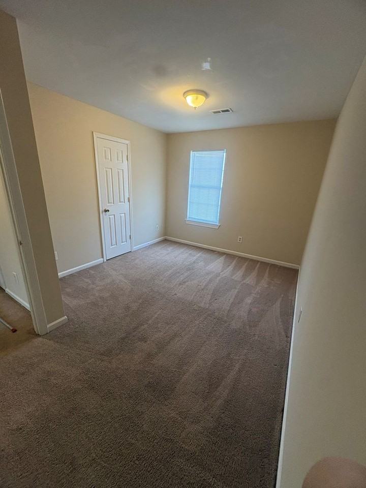 1316 Old Liberty Rd #B - Photo 5 of 6