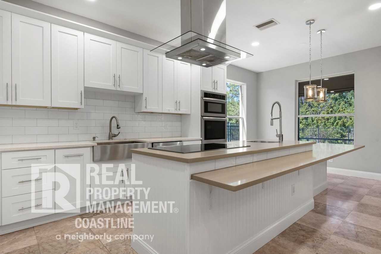 2585 Hobblebrush Dr - Photo 7 of 43