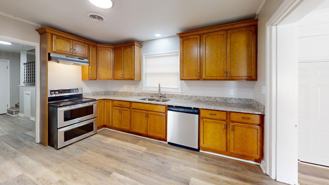 1003 Geneva St - Photo 1 of 1