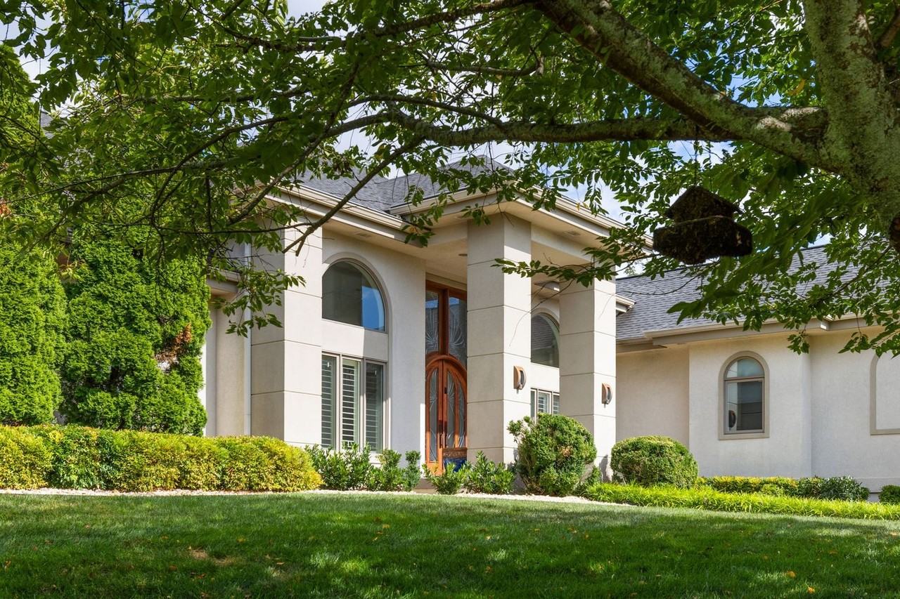 720 Valhalla Ln - Photo 6 of 50