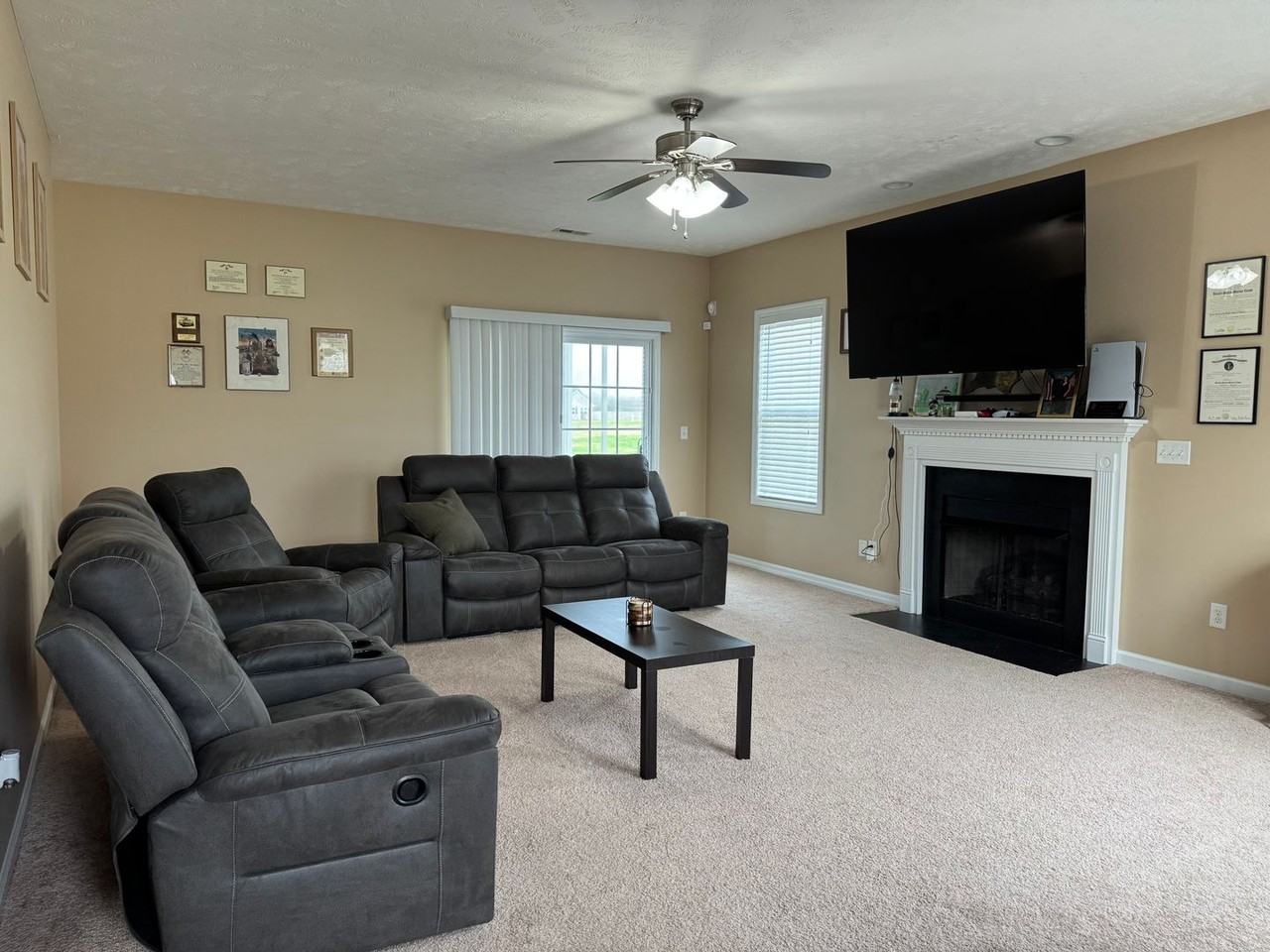 208 Trophy Ridge Dr - Photo 4 of 20