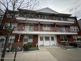 featured image of 336 99th St Unit 1a