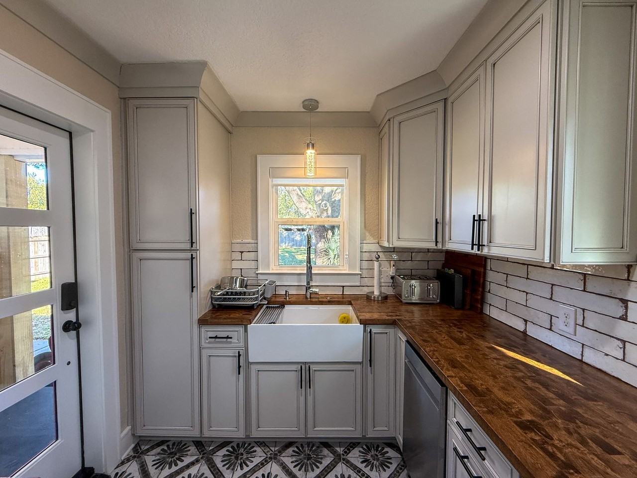 224 N M St - Photo 5 of 15