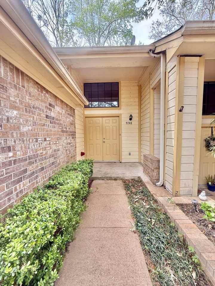 3748 Mill Creek Dr - Photo 2 of 18