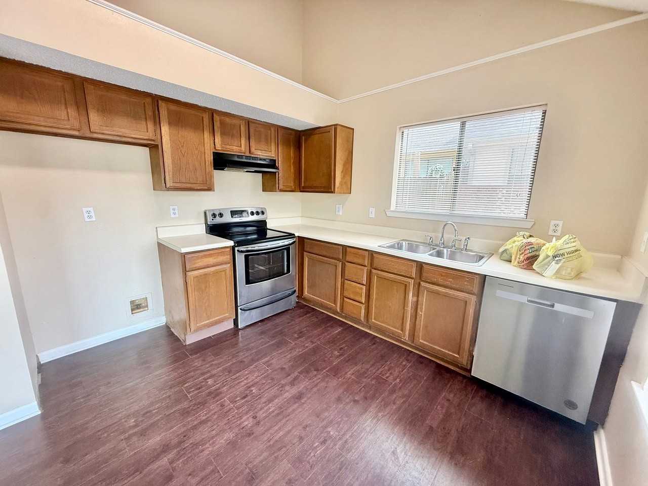 3748 Mill Creek Dr - Photo 6 of 18