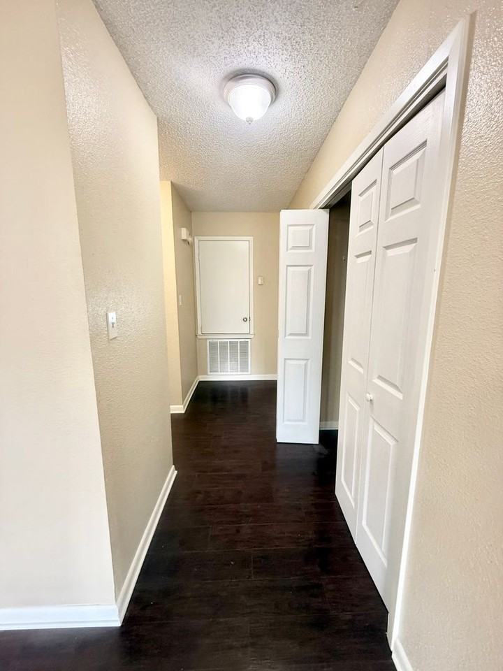 3748 Mill Creek Dr - Photo 7 of 18