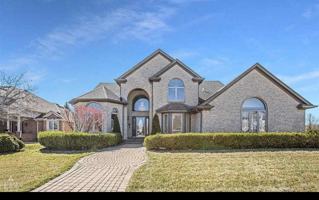 featured image of 14466 Doebler Dr