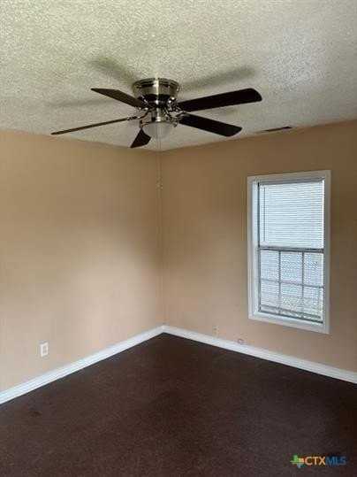 205 W Vardeman Ave Unit B - Photo 4 of 6