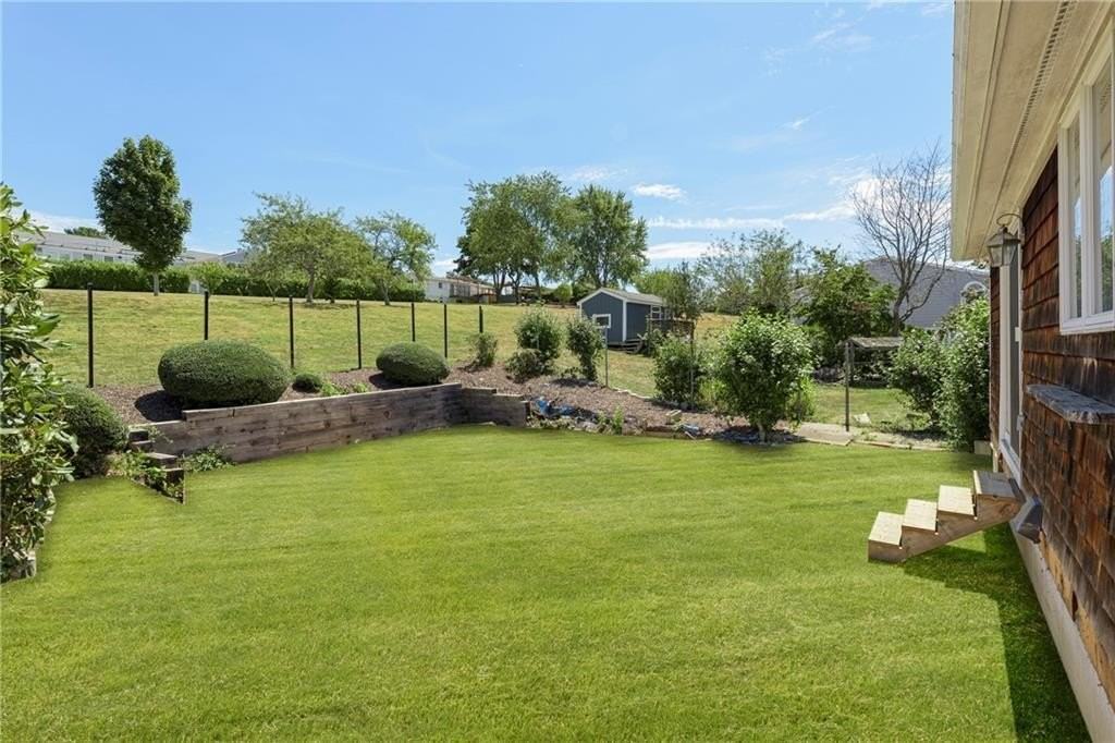 22 J H Dwyer Dr - Photo 6 of 30