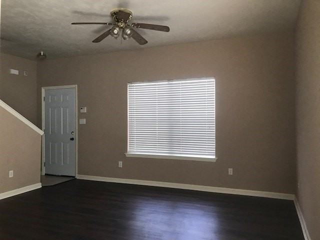3100 Dian Rd Apt 307 - Photo 2 of 13