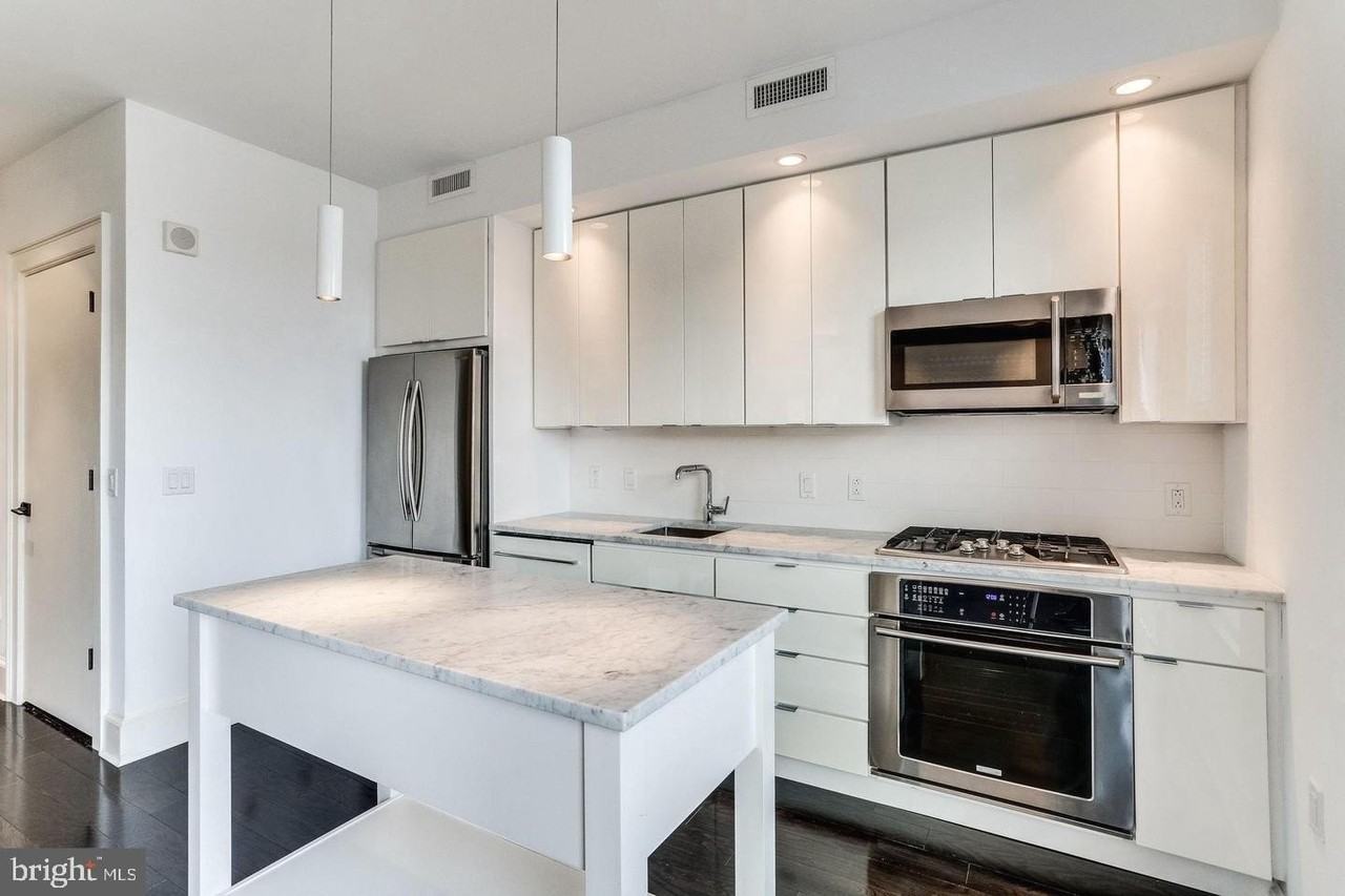 1011 M St Nw Unit 606 - Photo 7 of 26