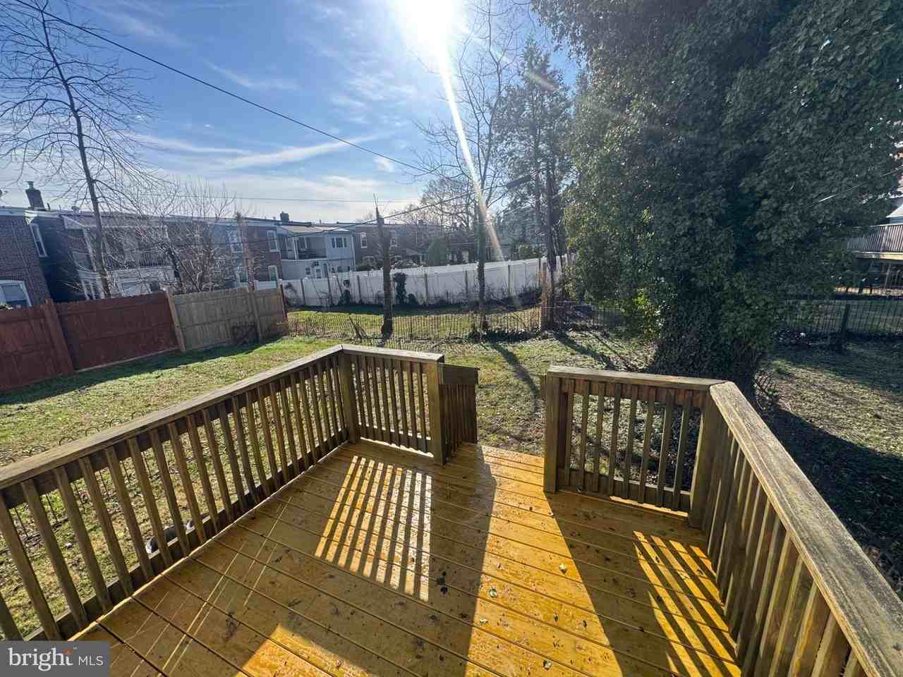 2410 N Monroe St - Photo 6 of 19