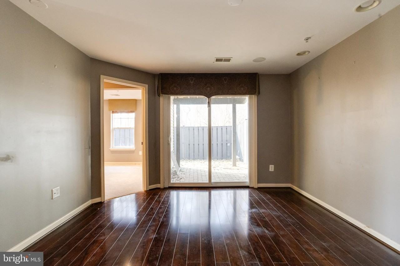 1730 Bluffs Island Ct - Photo 7 of 50