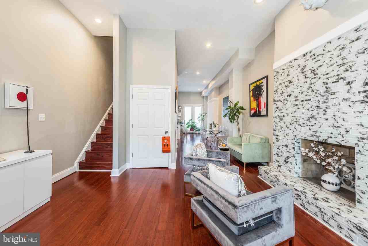 1929 Mcculloh St - Photo 3 of 39