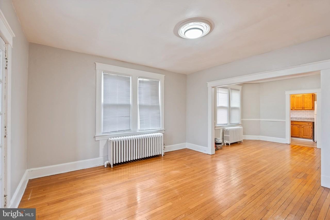 639 Plymouth Rd Apt A1 - Photo 3 of 16