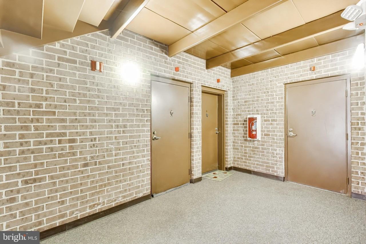 18401 Guildberry Dr Apt 104 #104 - Photo 5 of 17