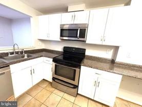 526 Palmtree Dr - Photo 1 of 1