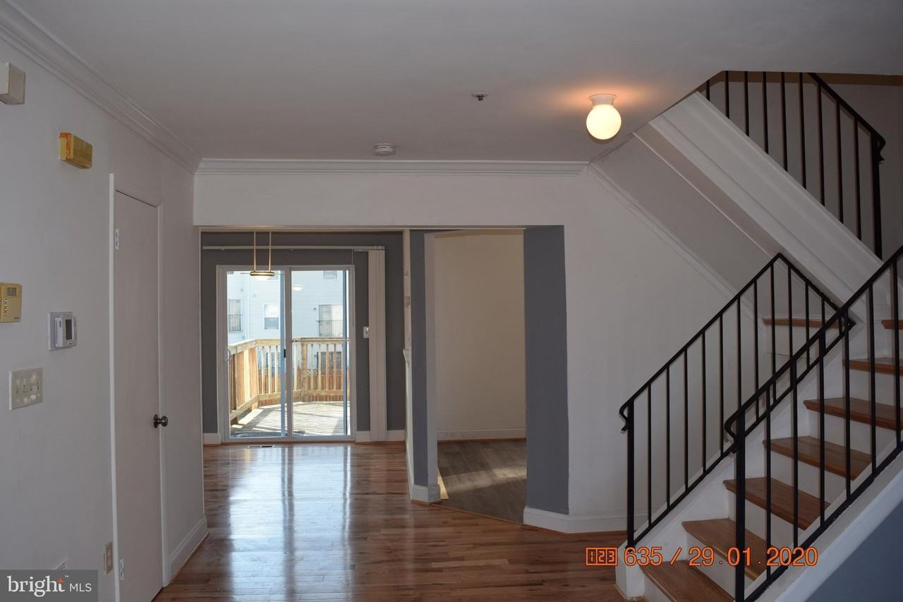 3705 Monacco Ct - Photo 4 of 30