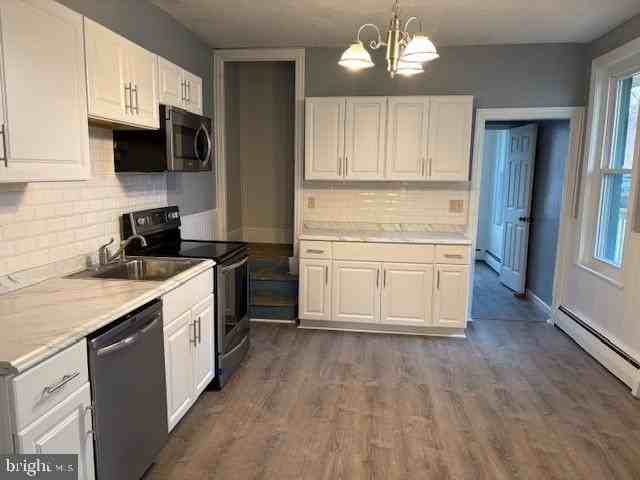 254 Washington St - Photo 3 of 17