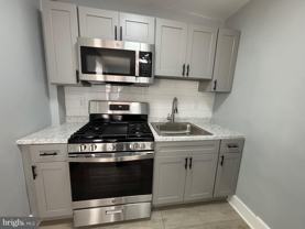 542 Keystone Ave - Photo 1 of 1