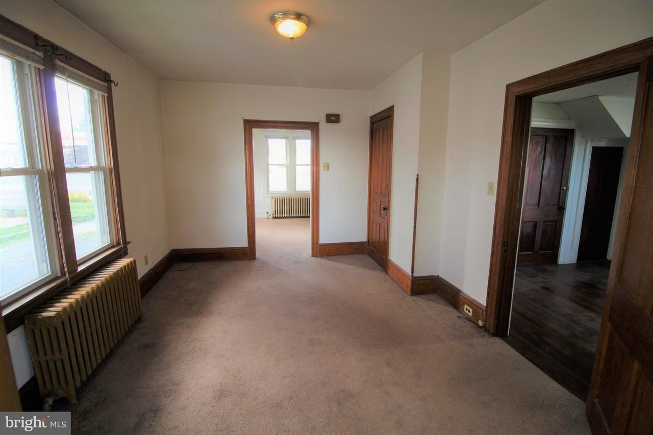 354A E Main St - Photo 2 of 7