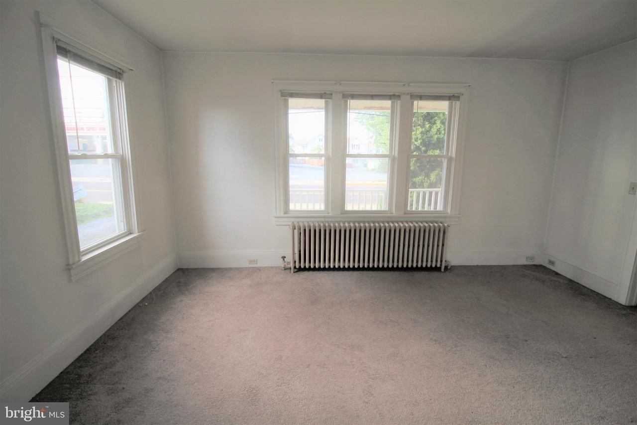 354A E Main St - Photo 3 of 7