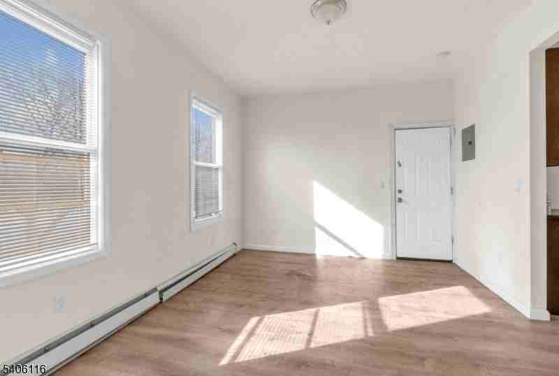 3 May St Apt 2 - Photo 5 of 15