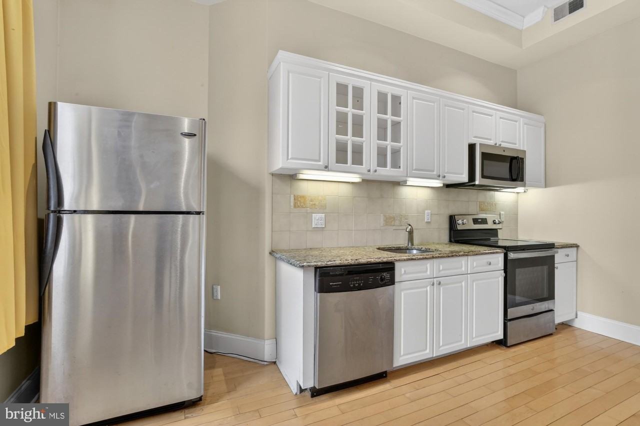 1708 Pine St Apt 3 - Photo 7 of 19