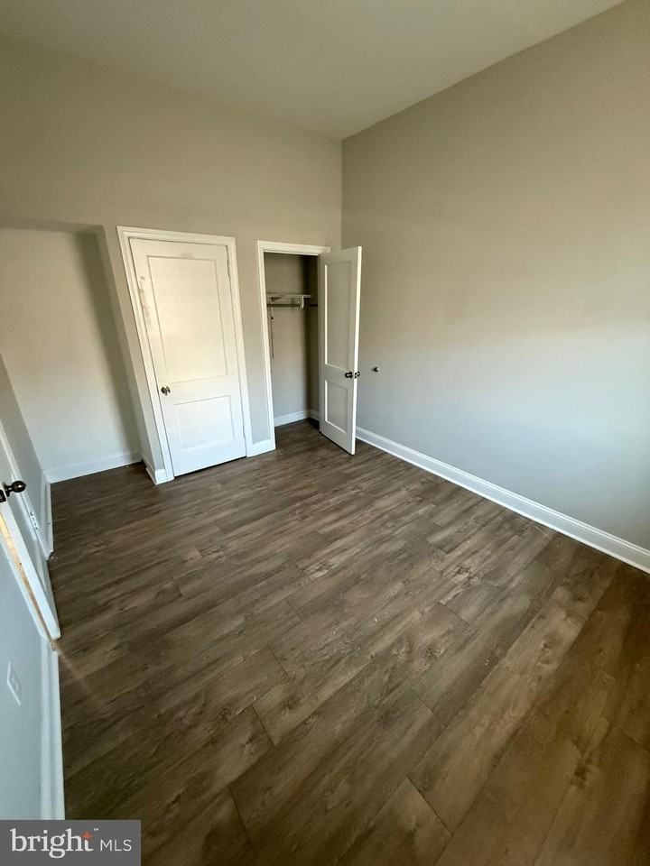 4028 W Girard Ave Unit 2 - Photo 7 of 8