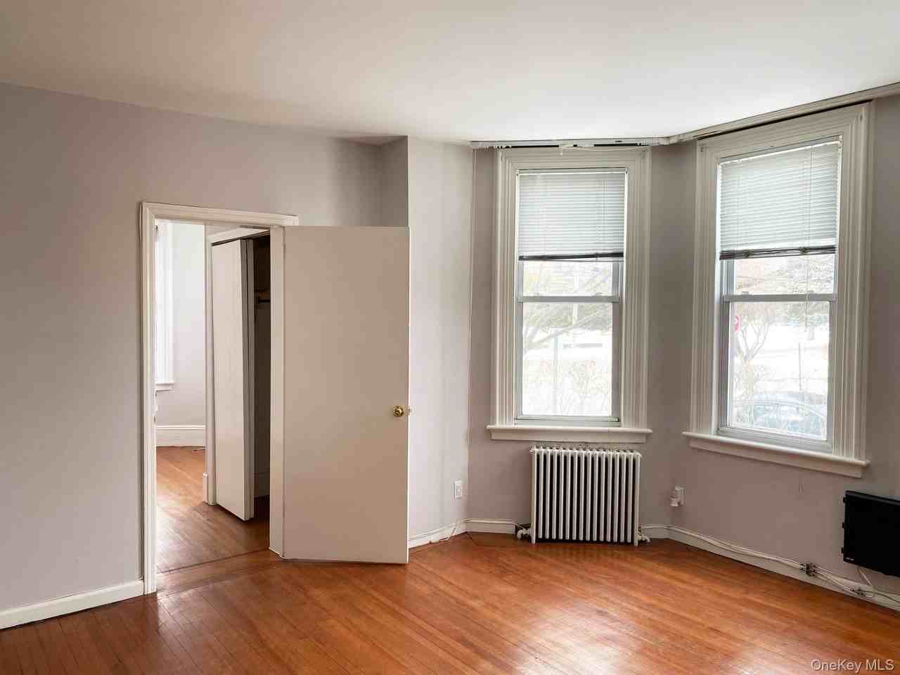 456 Broadway - Photo 4 of 12