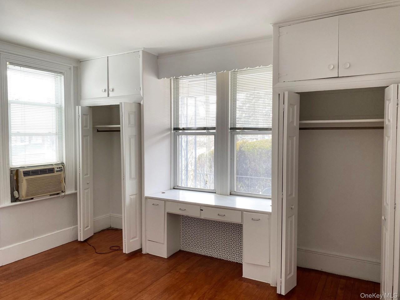 456 Broadway - Photo 5 of 12