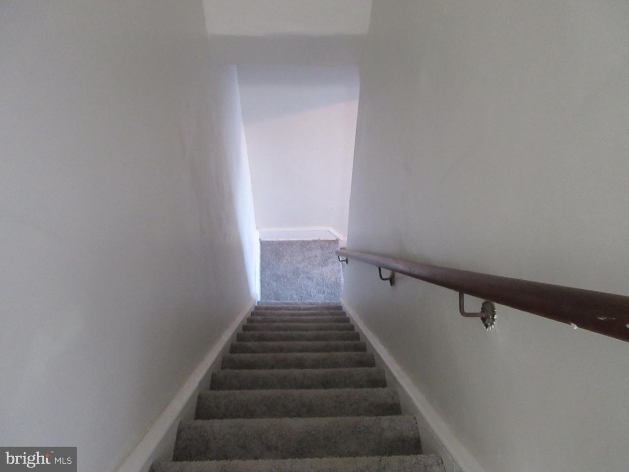 4123 Tyson Ave Apt 2-00 - Photo 7 of 15