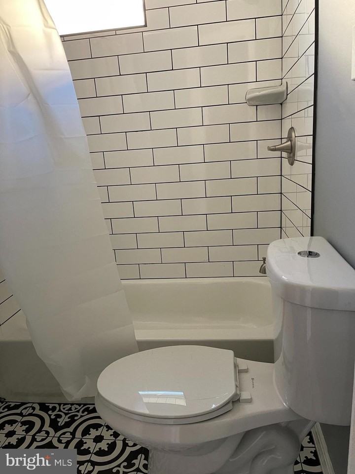 3102 Hartville St - Photo 7 of 11