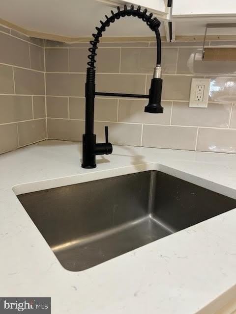 1952 N Mutter St - Photo 5 of 9