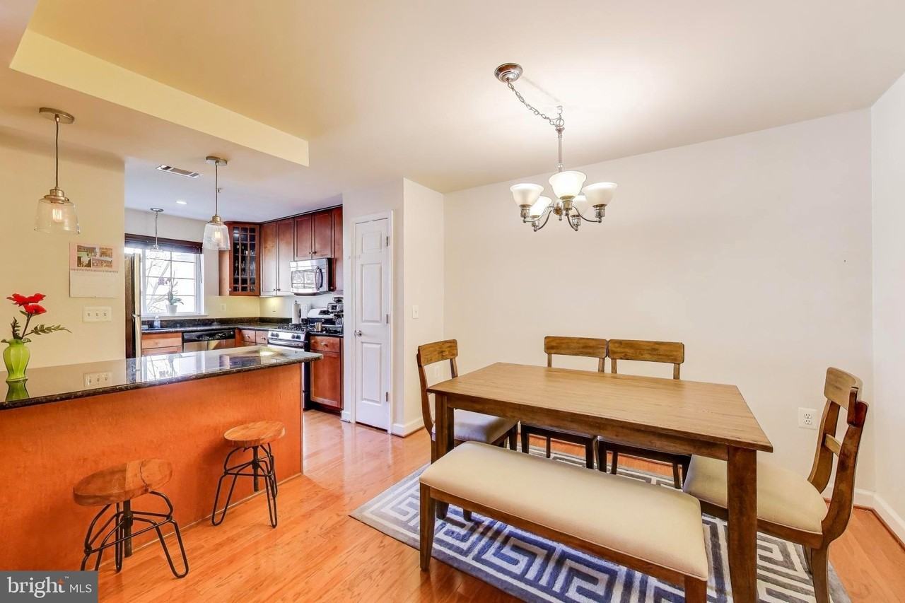 4139 S Four Mile Run Dr Unit 304 - Photo 5 of 31