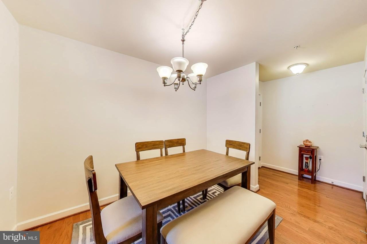 4139 S Four Mile Run Dr Unit 304 - Photo 6 of 31