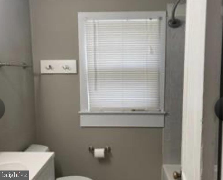 915 William St Unit A - Photo 7 of 12