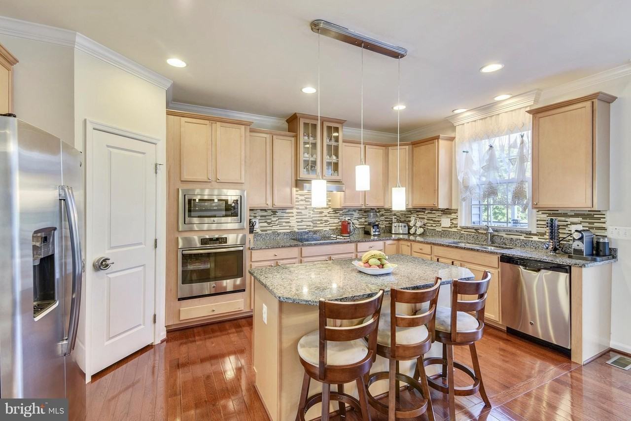 22887 Lacey Oak Ter - Photo 3 of 29