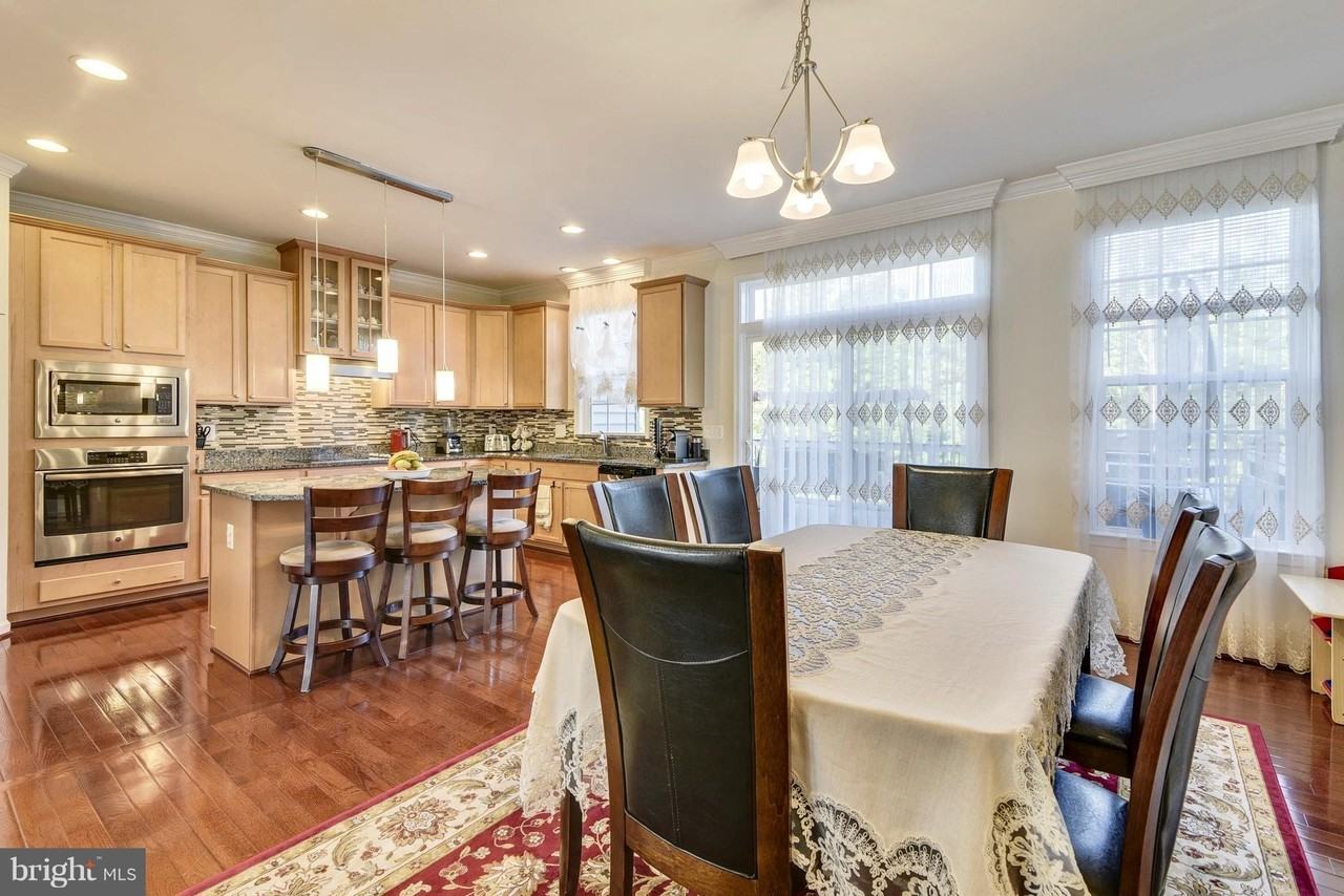 22887 Lacey Oak Ter - Photo 4 of 29