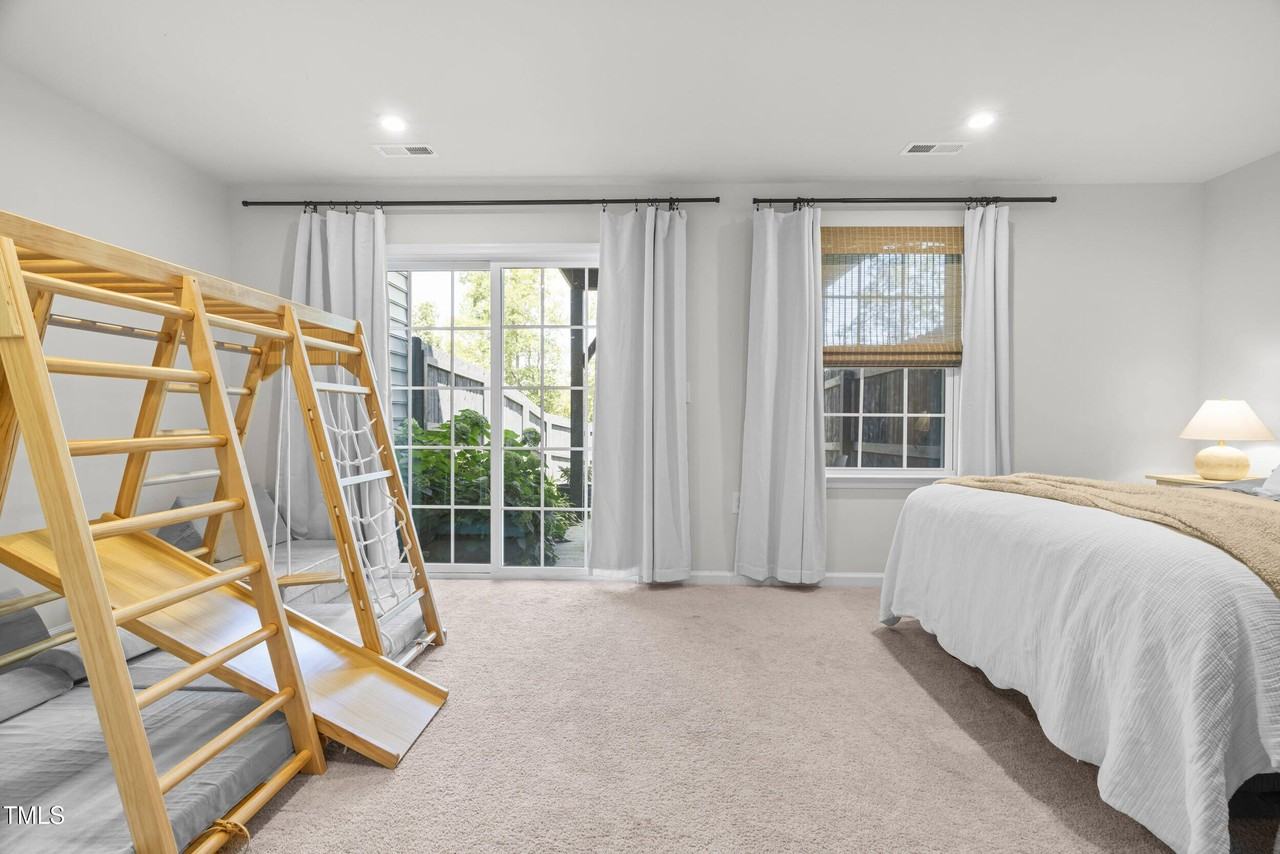 6607 Pathfinder Way - Photo 6 of 38