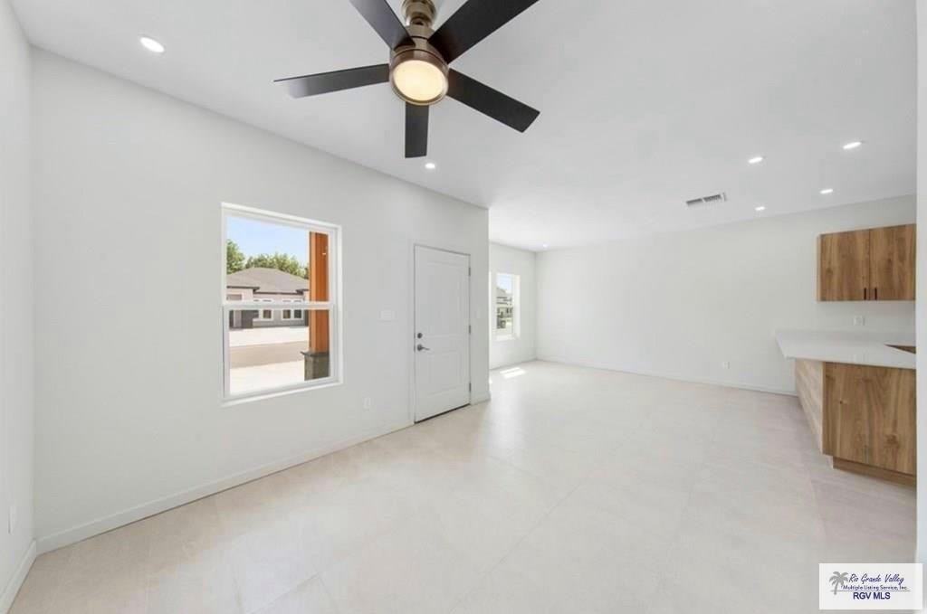 4994 Alexa Rd - Photo 3 of 14