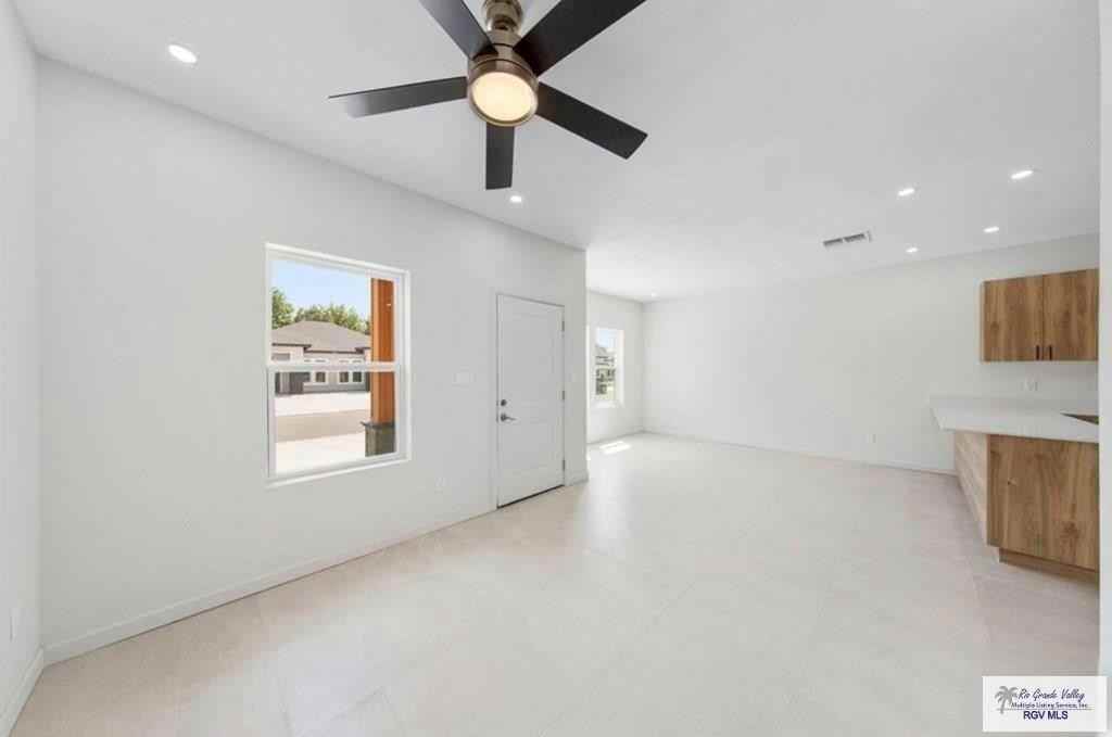 4994 Alexa Rd - Photo 7 of 14