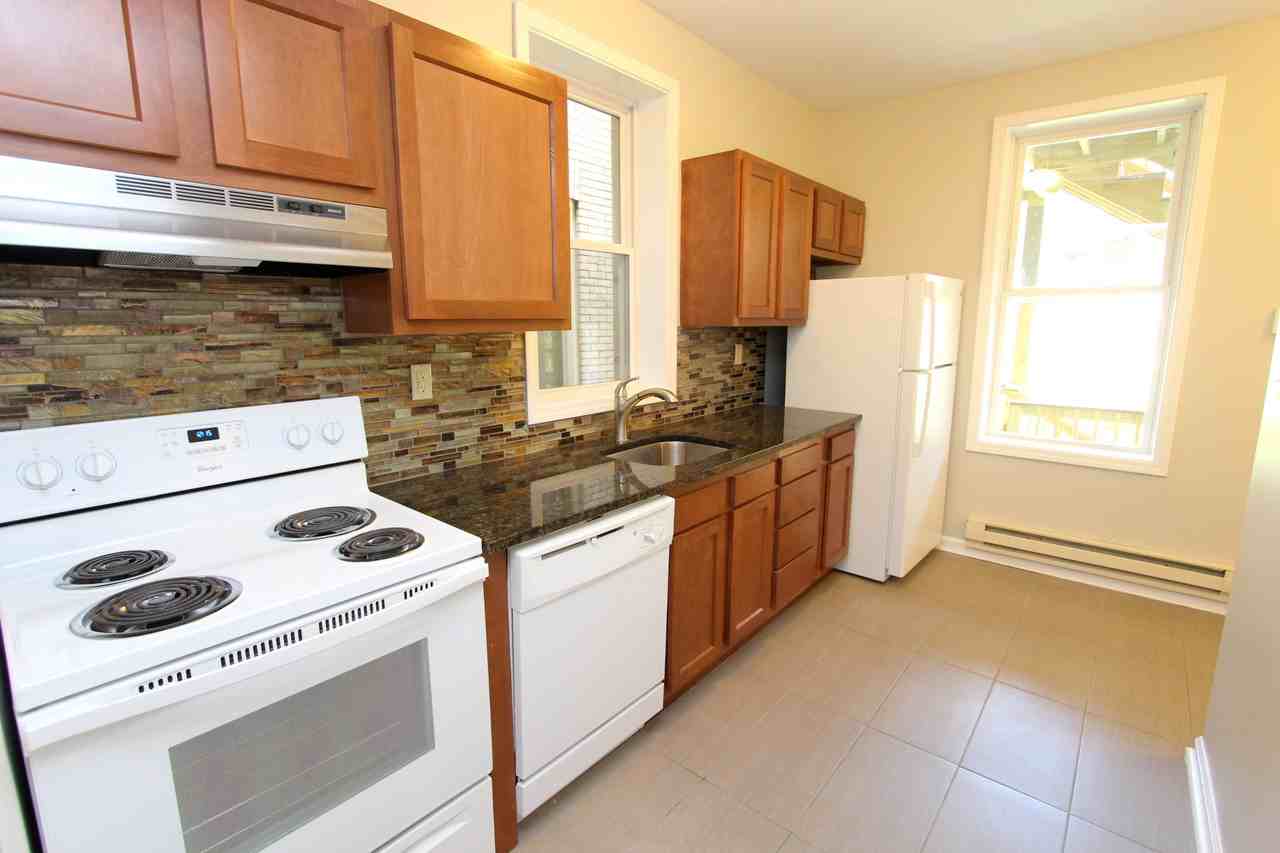 333 MELWOOD AVENUEAPT 04 #4 - Photo 4 of 11