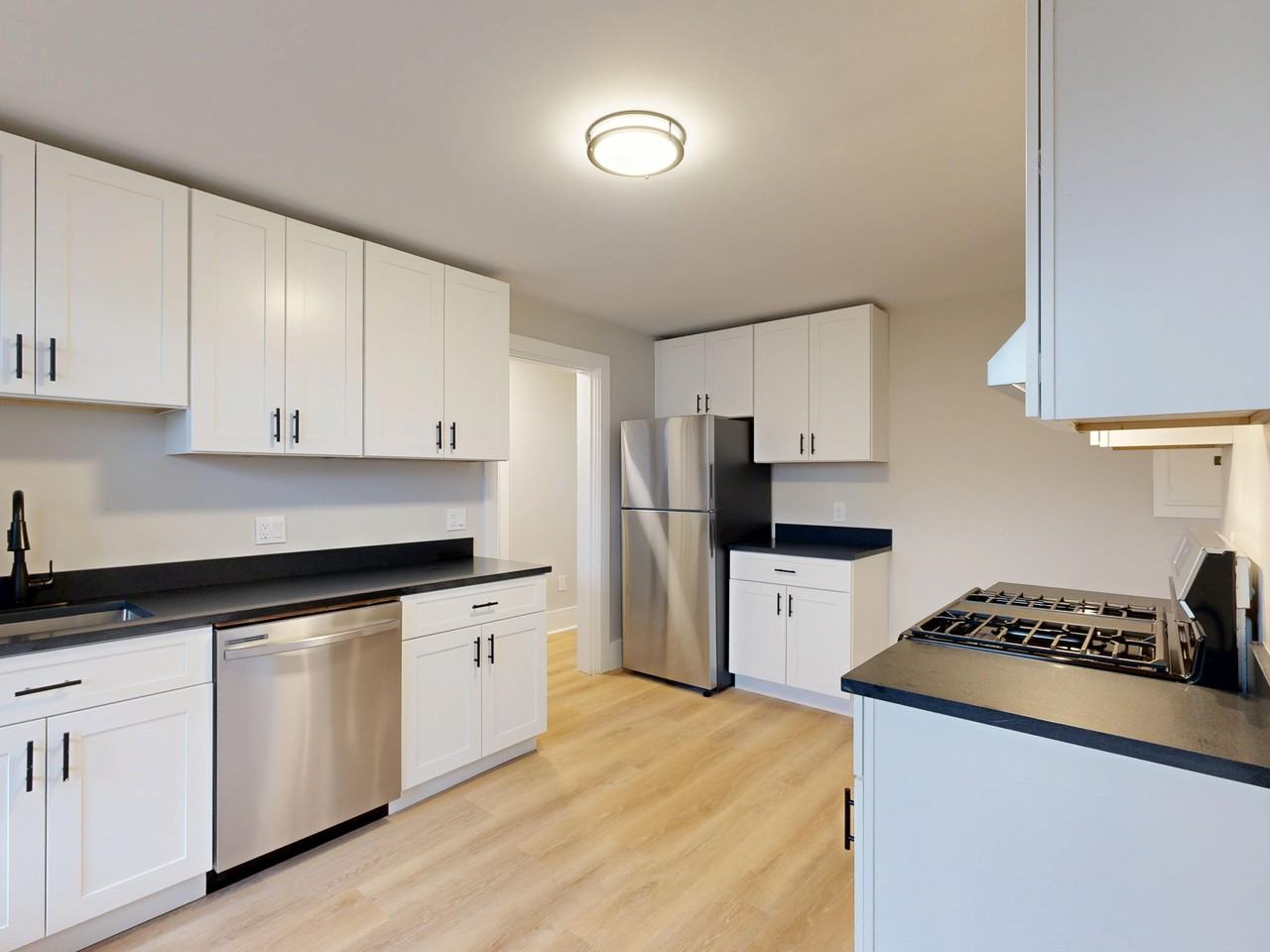 972 972-974 Saratoga Street972-974 Saratoga Street - 2 #2 - Photo 3 of 21